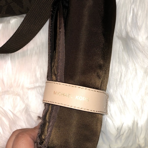 MK KORS DIAPER BAG - Picture 5 of 5